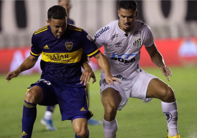 Santos empató en el partido de ida, y en la vuelta derrotó por 3-0 a Boca Juniors. Foto: EFE/Andre Penner POOL