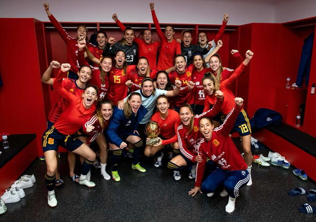 España aplastó 8-0 a Escocia. Foto: Twitter