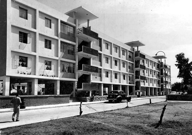 Fachada de edificio multifamiliar en la unidad vecinal Matute. Foto: Archivo de Arquitectura de la Universidad de Piura   