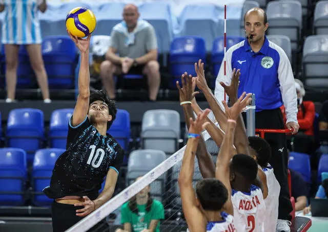 Argentina arrolló por 3-0 a Cuba en su último partido. Foto: FEVA   