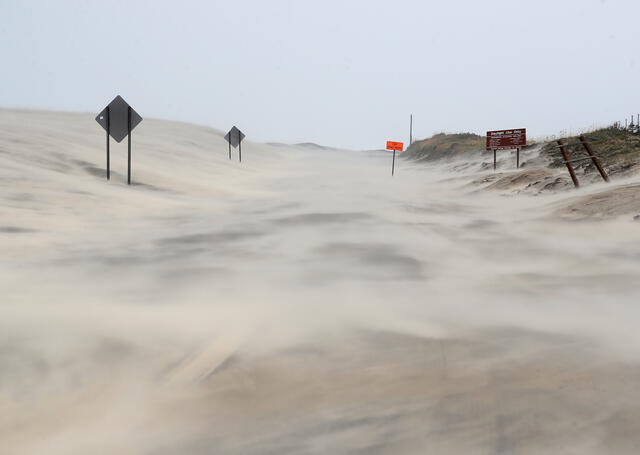 Devastación tras el huracán Dorian. Foto: AFP.