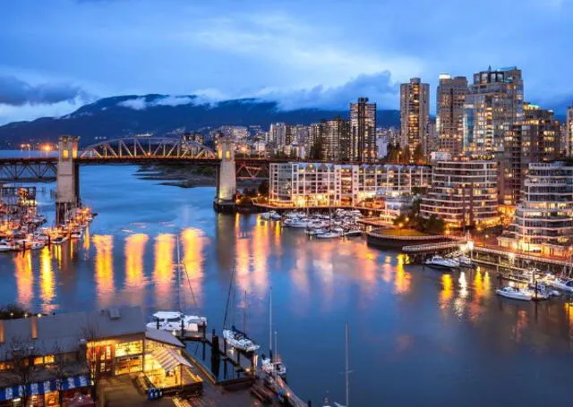 Vancouver se encuentra en el cuarto puesto de las mejores ciudades para vivir en Canadá. Foto: Kayak