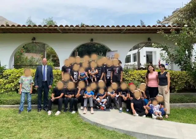 Embajador de Israel, Eran Yuvan.    