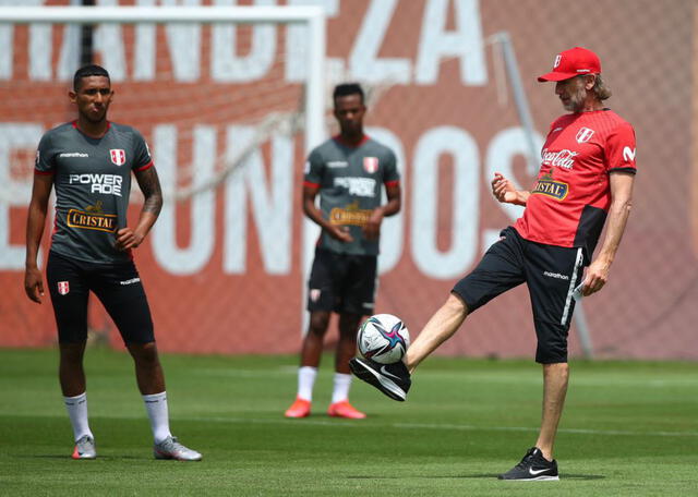 Selección peruana: Ricardo Gareca dirigió el primer día de entrenamiento. Foto: FPF