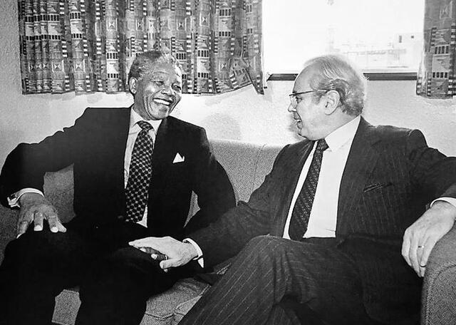 Mandela y Pérez de Cuéllar