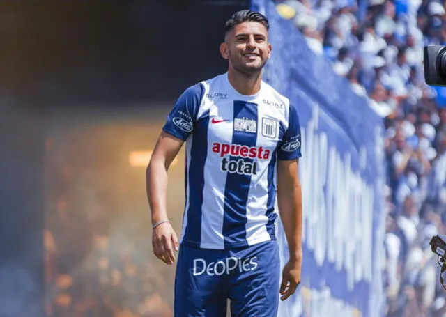  Carlos Zambrano llegó a Alianza Lima en el año 2023. Foto: Alianza Lima   