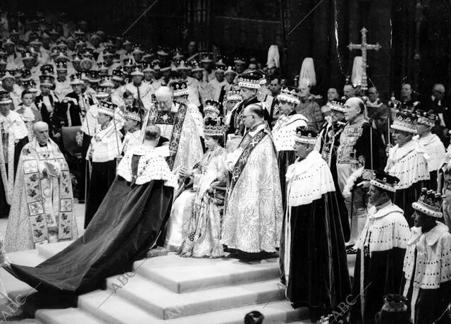  La reina Isabel II fue coronada también en la Abadía de Westminster. Foto: ABC<br>   
