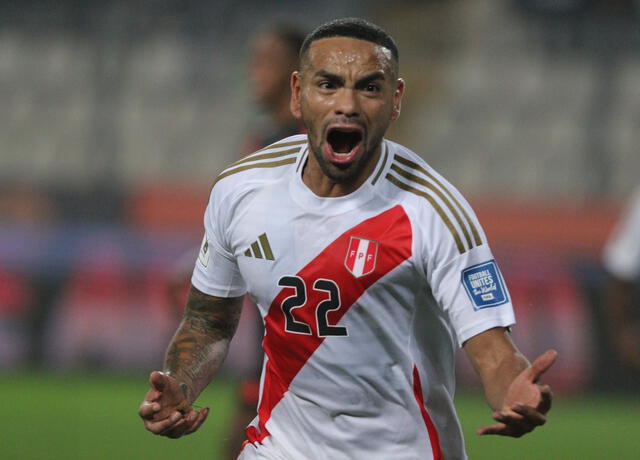 Alexander Callens es uno de los refrentes de la selección peruana. Foto: FPF   