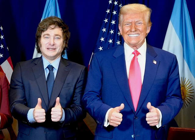 Donald Trump, presidente de EE. UU., mostró su disposición para negociar un tratado de libre comercio con Argentina, elogiando la gestión de su homólogo Javier Milei. Foto: AFP Donald Trump, presidente de EE. UU., mostró su disposición para negociar un tratado de libre comercio con Argentina, elogiando la gestión de su homólogo Javier Milei. Foto: AFP