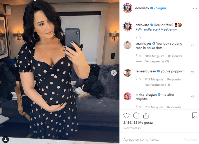 Demi Lovato muestra una pancita de embarazada.