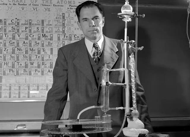 Seaborg representa el sueño de los alquimistas: transmutar elementos básicos en oro. Foto: Wikimedia Commons