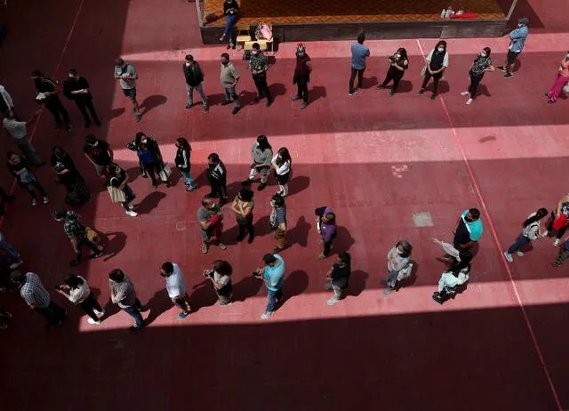  Más de 15 millones de chilenos están habilitados para votar. Foto: El País<br>    