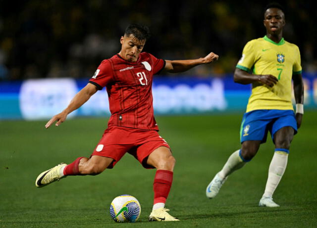 Alan Franco fue titular en el Ecaudor vs Brasil. Foto: AFP   