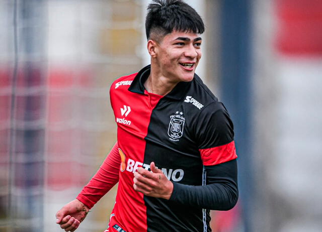 Kenji Cabrera debutó como profesional con Melgar. Foto: Liga 1 Kenji Cabrera debutó como profesional con Melgar. Foto: Liga 1