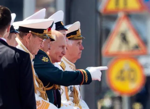 El Día de la Armada en Rusia se celebra el último domingo de julio. Foto: EFE