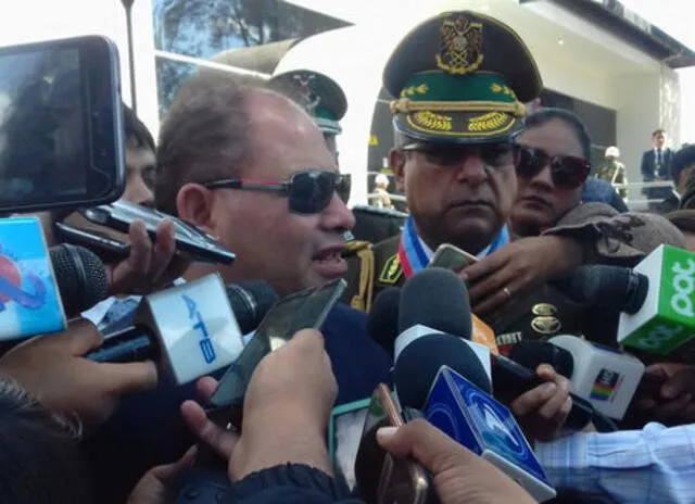 Bolivia: Buscan a peruanos que robaron medalla y banda presidencial de Evo Morales