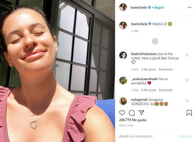 En su última publicación de Instagram, la actriz Lea Michele aparece tomando el sol en el exterior. "Vitamina D", escribió.