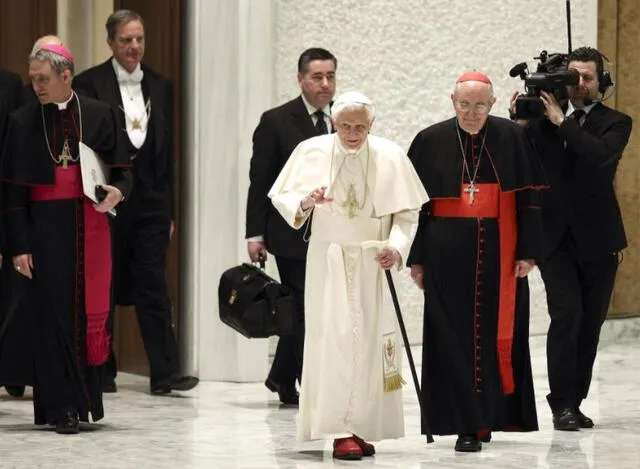 Expertos están “convencidos” de que Ratzinger estaba al tanto del pasado pedófilo del sacerdote Peter Hullermann. Foto: EFE