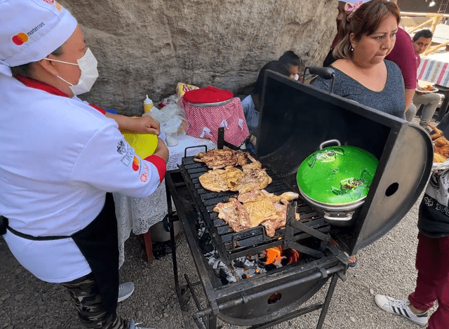 Restaurante en la cima de un cerro de SJL. Foto: YouTube/Dilo Nomas   