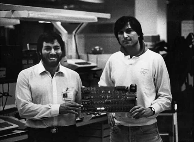 Steve Wozniak y Steve Jobs. Foto: Apple