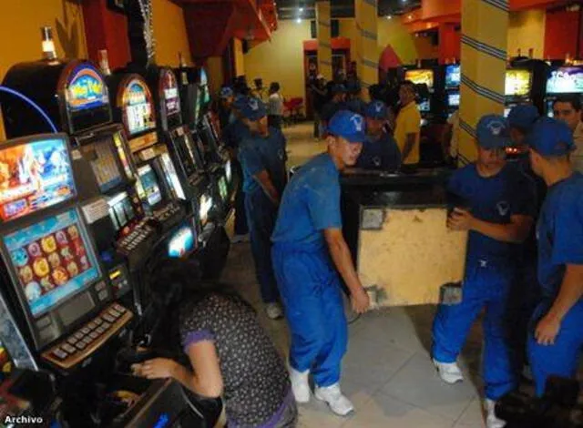 Los casinos en Ecuador comenzaron a cerrar en el 2011. Foto: El Universo   