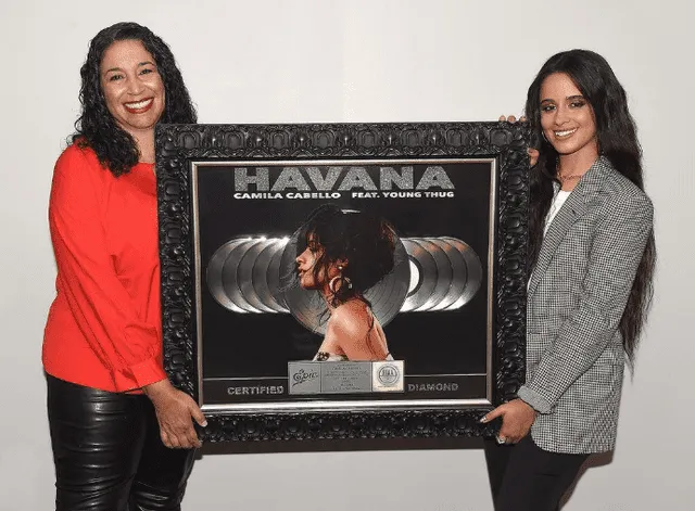 Camila logró la certificación de diamante con su canción "Havana". Foto: captura de Univisión