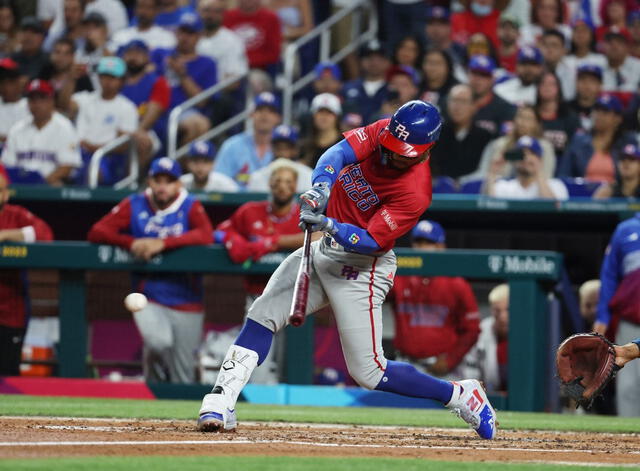 Puerto Rico es uno de los máximos candidatos a ganar el Clásico Mundial de Béisbol 2023 por la calidad de los peloteros que tiene. Foto: Al Bell/AFP