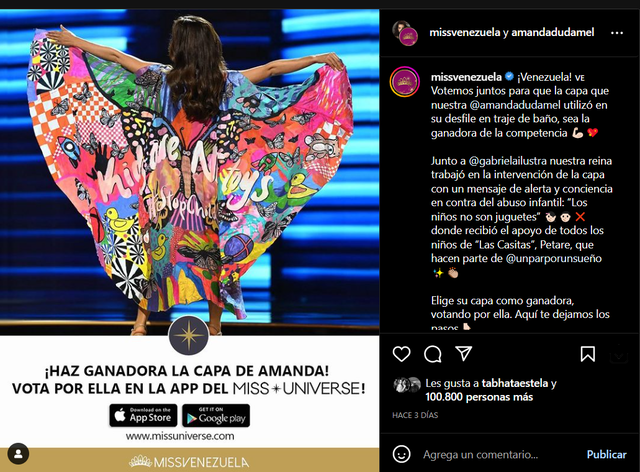 Amanda Dudamel lució una colorida capa en el Miss Universo