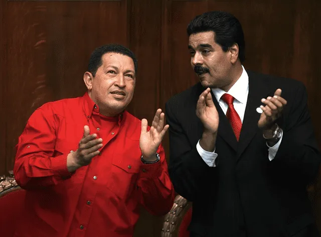 La primera aparición de Chávez en el panorama ocurrió el 4 de febrero de 1992 cuando él y otros militares de rangos medios realizaron un golpe de Estado. Foto: AFP   