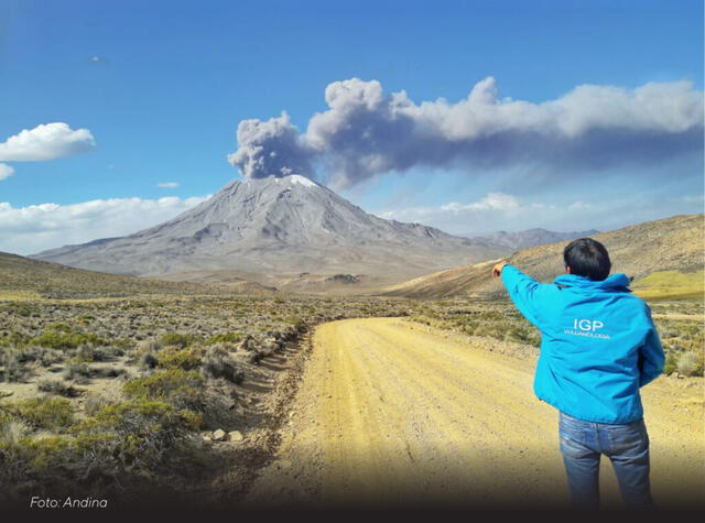 El volcán Ubinas ha sido objeto de estudios por parte de expertos debido a sus características únicas, y su actividad eruptiva. Foto: Andina   