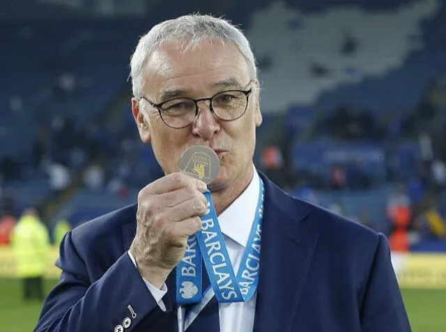 El escándalo del Leicester originó la llegada de Ranieri, quien hizo historia con el club.
