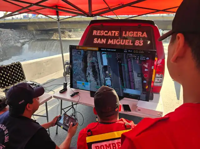 Drones monitorean las labores de rescate. Foto: Francisco Erazo   