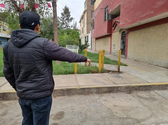 El hombre fue interceptado en una esquina de un parque en la Urb. San Agustín. Foto: Rosario Rojas/La República 
