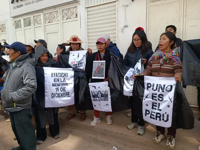  Ciudadanos de Puno rechazaron a Phillip Butters en su visita. Foto: Liubomir Fernández   