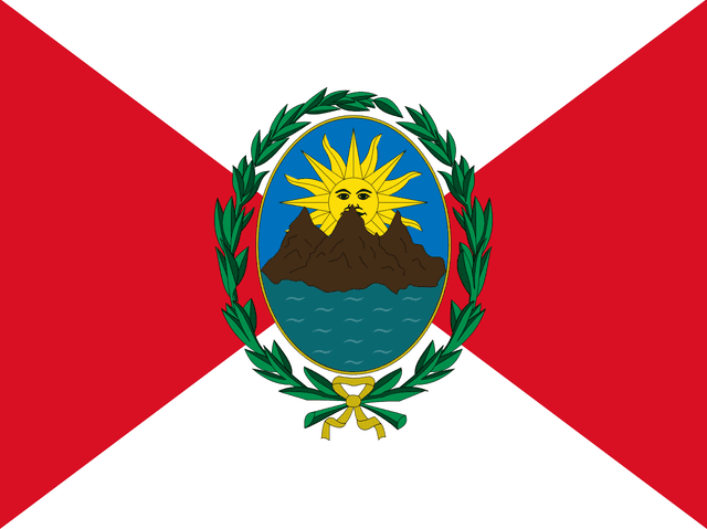 Esta fue la primera bandera del Perú. Foto: Wikipedia Esta fue la primera bandera del Perú. Foto: Wikipedia