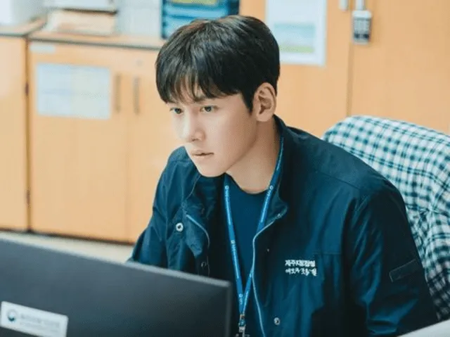  Ji Chang Wook interpreta a Jo Yong Pil en ‘De vuelta en Samdal-ri’. Foto: JTBC   