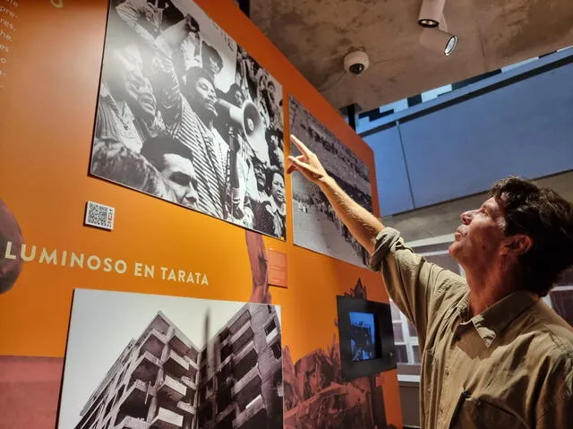  En la primera parte de la exposición se muestran los orígenes de la violencia de Sendero que quedaron plasmadas en papel y en la memoria de todos los peruanos. Foto: Mirian Torres / La República   