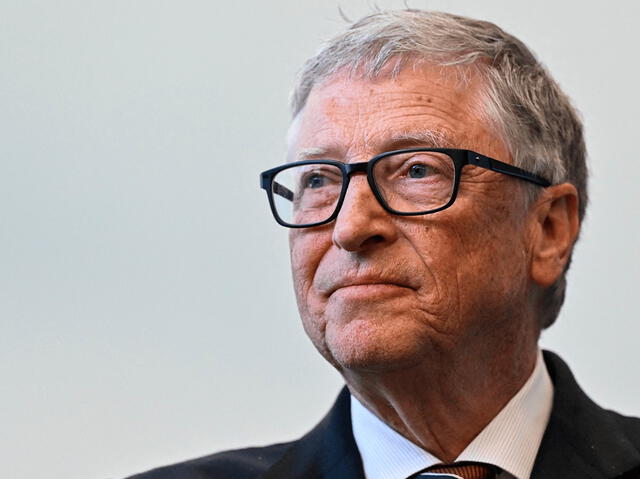  Bill Gates es un ferviente defensor de la educación y ha promovido el uso de tecnología en las aulas para mejorar el aprendizaje. Foto: AFP   