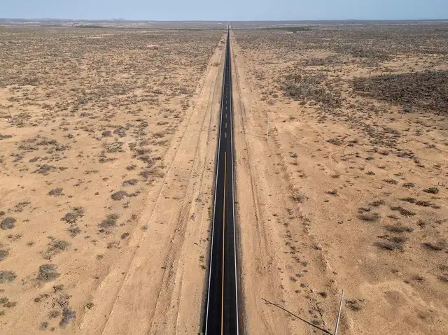 segunda carretera recta más larga del mundo