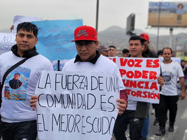  Paro pacífico de mototaxistas que exige medidas contra la creciente extorsión y el sicariato. Foto: Mirian Torres/LR    