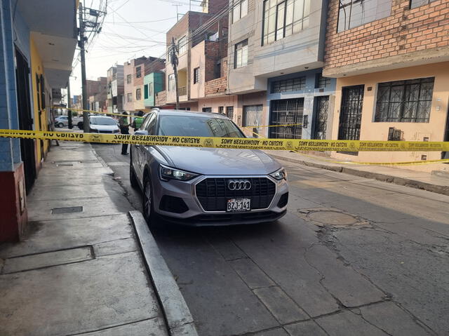  Los criminales abandonaron el vehículo, el cual tenía una requisitoria pendiente por robo a mano armada ocurrido el pasado domingo. Foto: Cristina Gálvez/LR    