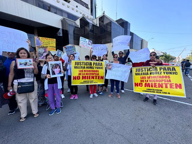 Familiares de Valeria no cesarán sus reclamos hasta conseguir justicia. Foto: Marcia Chahua   