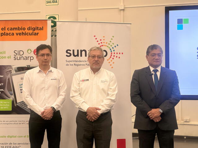 Ministro de Justicia y Derechos Humanos, <strong>Juan Enrique Alcántara Medrano</strong>, presente en lanzamiento de nueva plataforma digital. Foto: URPI-LR Ministro de Justicia y Derechos Humanos, <strong>Juan Enrique Alcántara Medrano</strong>, presente en lanzamiento de nueva plataforma digital. Foto: URPI-LR