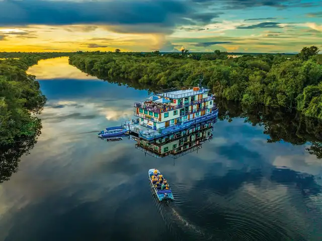  Manaus es el destino brasileño elegido por combinar urbanismo y aventuras selváticas. Foto: CroisiEurope River Cruises<br>    