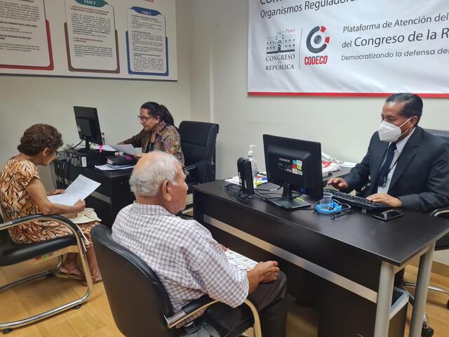 Usuarios pueden realizar sus quejas de manera presencial o vía telefónica en el Congreso. Foto: Codeco