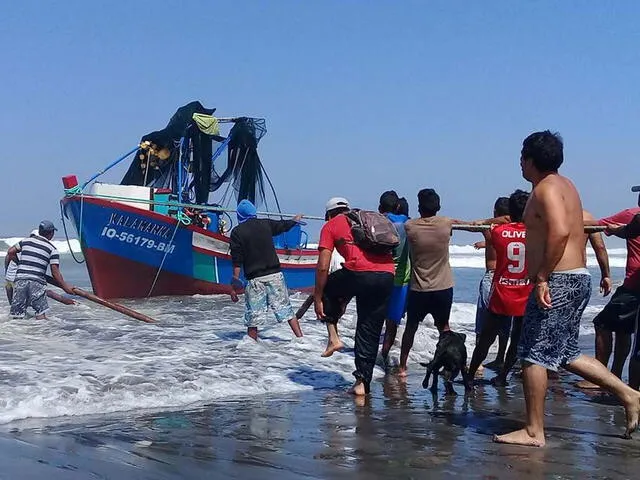 Mollendo: Un muerto y dos desaparecidos tras naufragio de embarcación