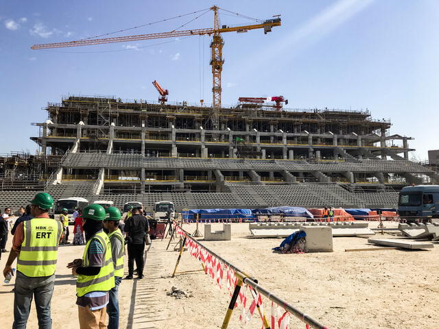 Obra de construcción para el Mundial Qatar 2022. | Foto: AFP