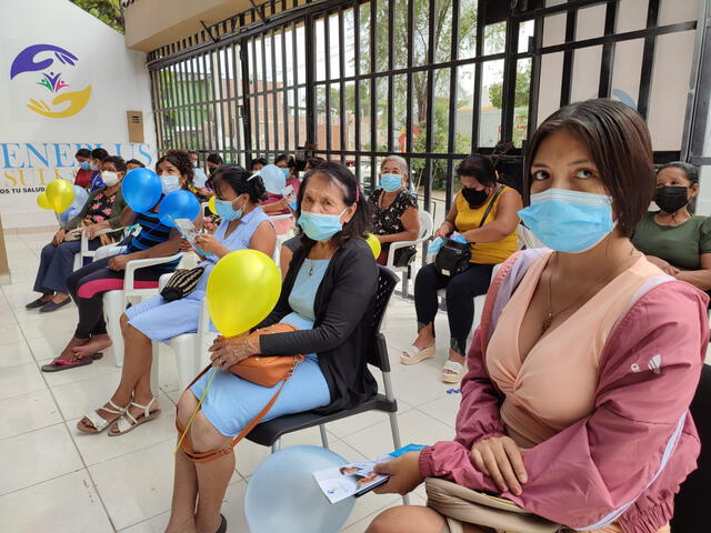 Decenas de pacientes llegaron en el primer día de atención. Foto: Beneficencia