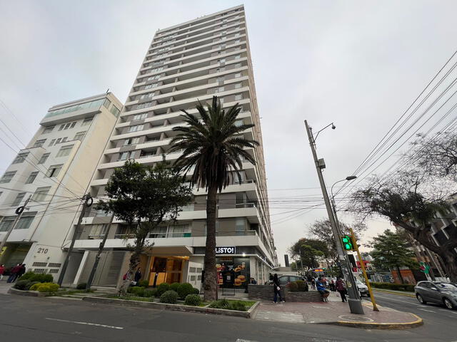 La discoteca Niza se ubicaba en la cuadra 15 de la av. Arequipa. Foto: LR/URPI-Raúl Egusquiza