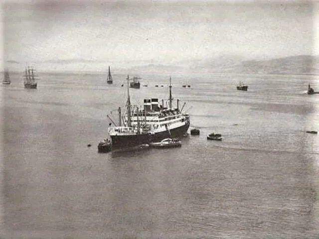 Mar chalaco, en foto histórica. Difusión.